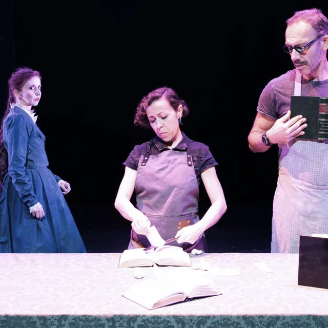 Al vacío — Teatro y Danza en Santa Cruz de Tenerife, Tenerife