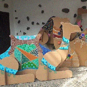 Camello de los Reyes Magos en cartón — Talleres y Formación en Garachico, Tenerife