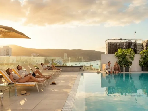 Daypass y Brunch en Hotel Reverón Plaza — Gastronomía en Arona, Tenerife