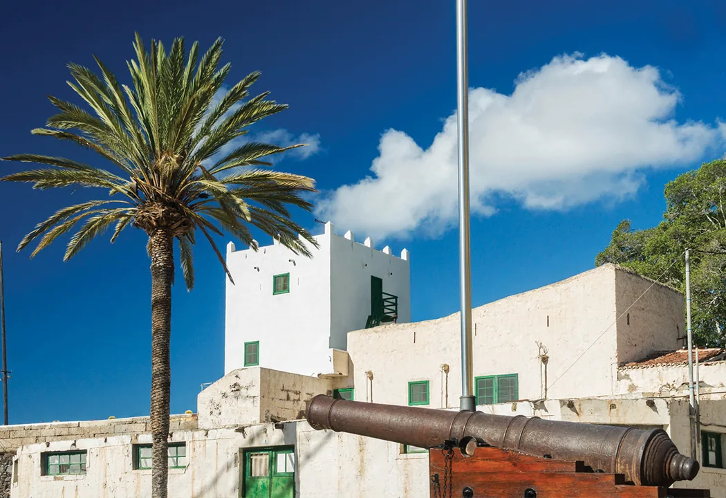 Junio en la Casa Fuerte de Adeje — Talleres y Formación en Adeje, Tenerife