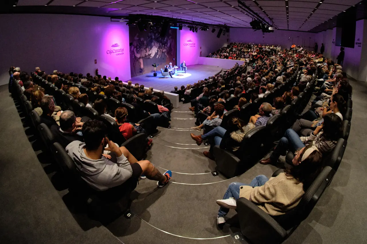 M.ª Emilia Casas and Fernando Vallespín — Workshops & Training in Santa Cruz de Tenerife, Tenerife