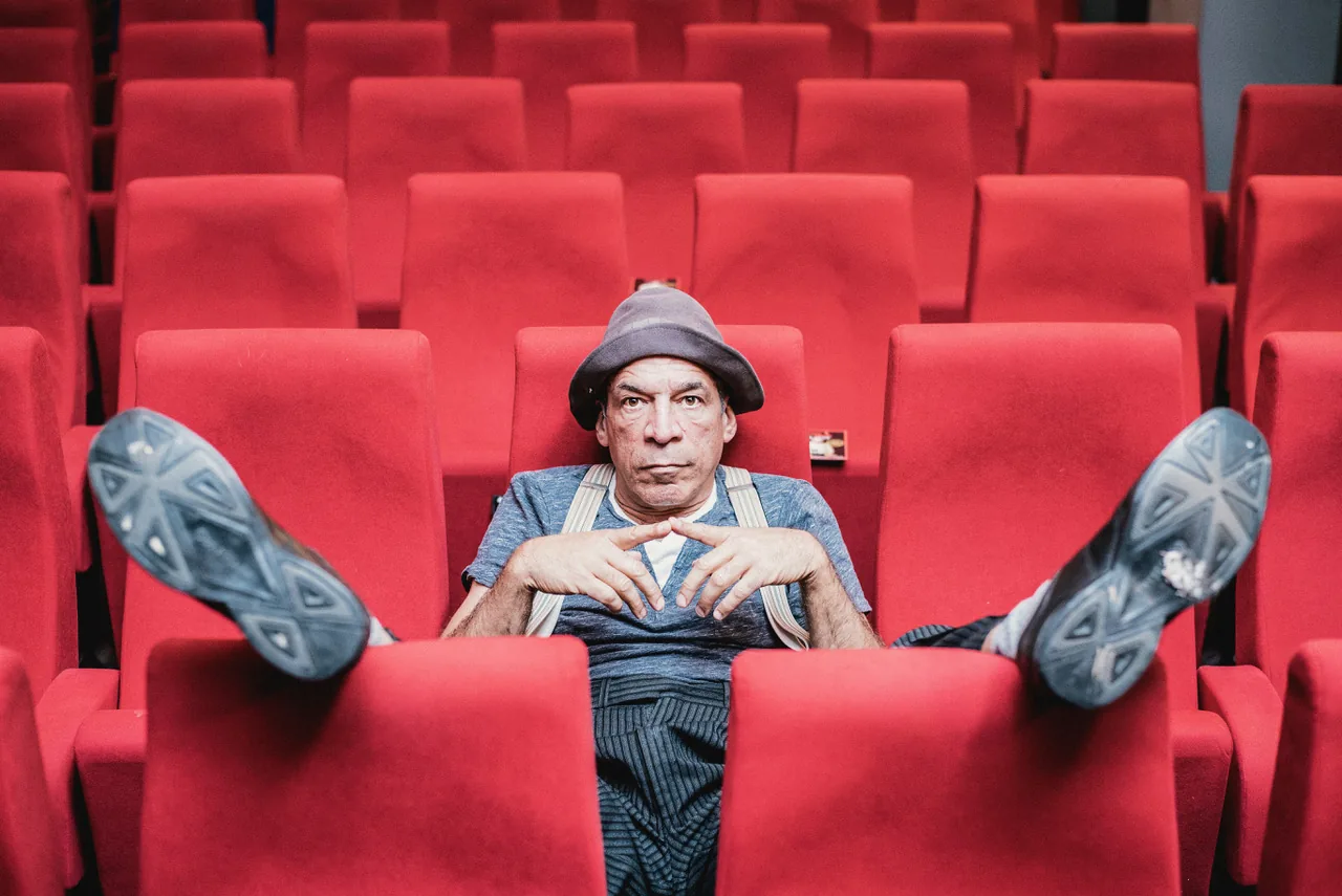 Stand Up and Fall Down | Peter Shub — Teatro y Danza en Santa Cruz de Tenerife, Tenerife