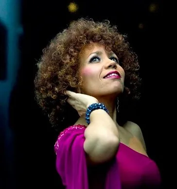Virginia Guantanamera — Música en Candelaria, Tenerife